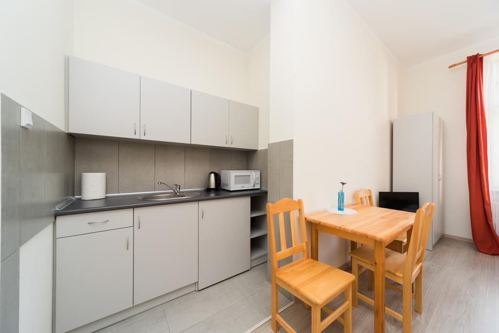 Aparthotel Abba Krakau Buitenkant foto