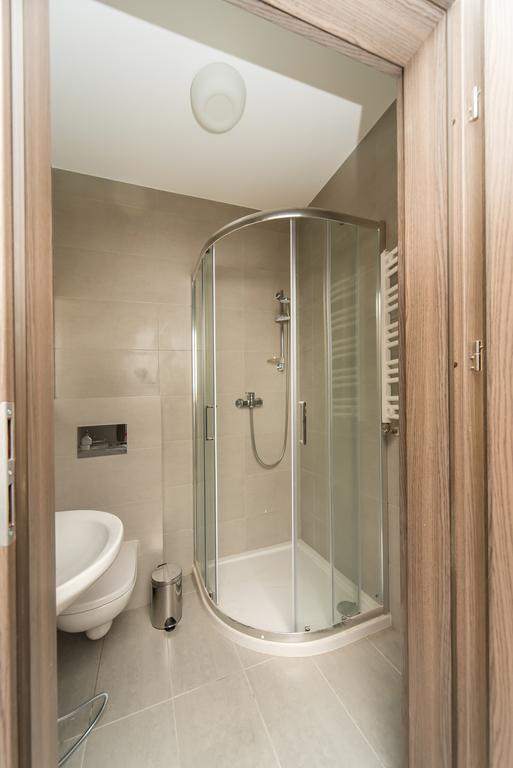Aparthotel Abba Krakau Buitenkant foto