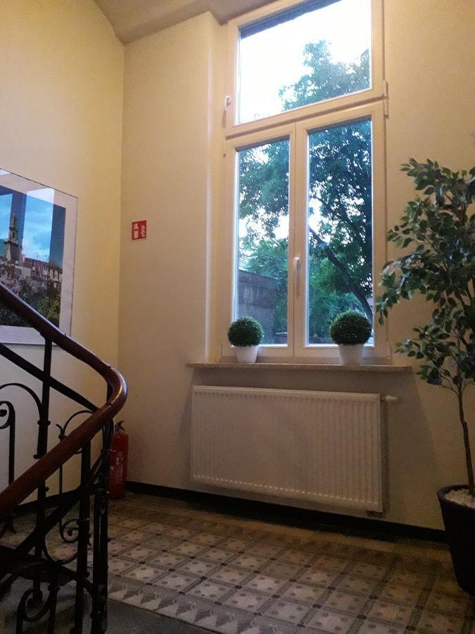 Aparthotel Abba Krakau Buitenkant foto