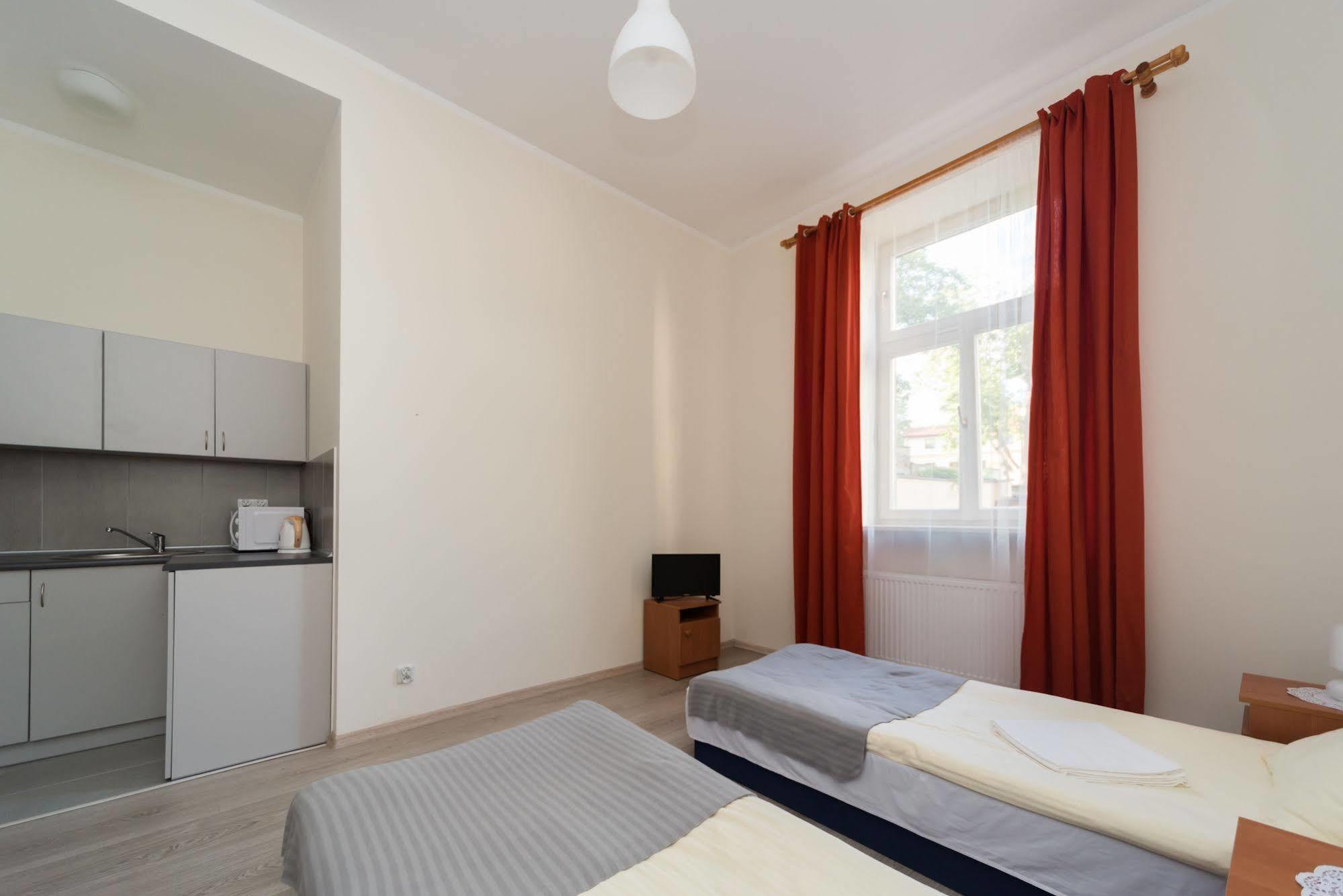 Aparthotel Abba Krakau Buitenkant foto