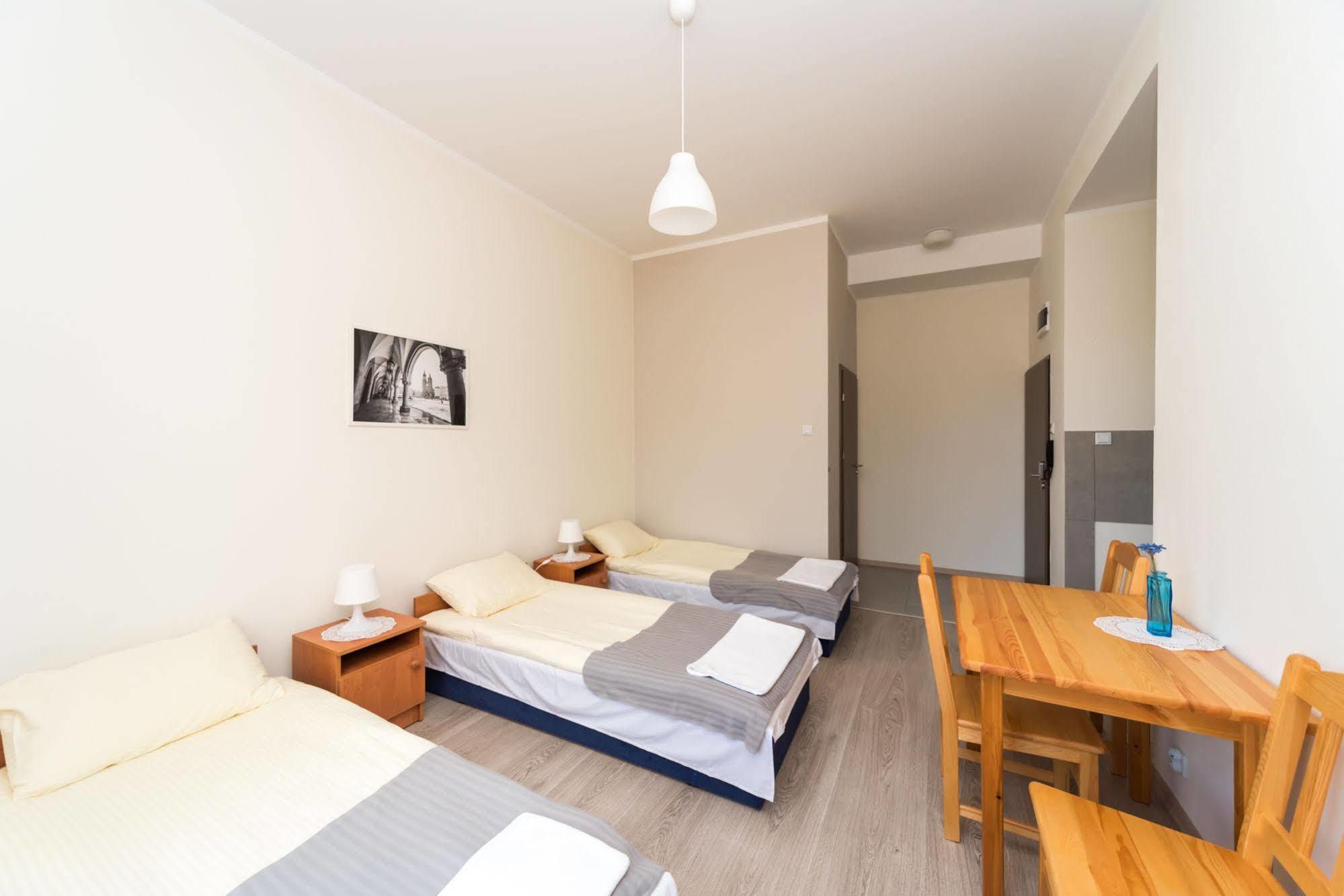 Aparthotel Abba Krakau Buitenkant foto