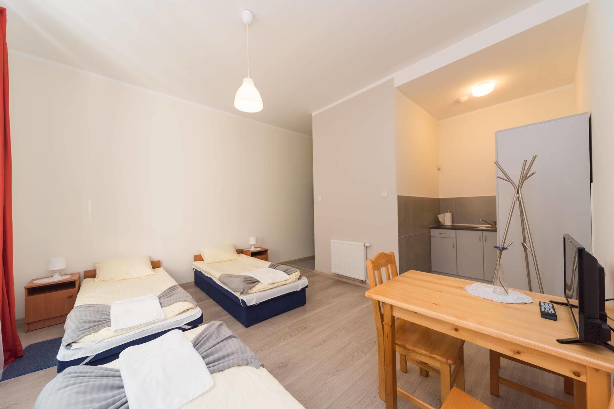 Aparthotel Abba Krakau Buitenkant foto