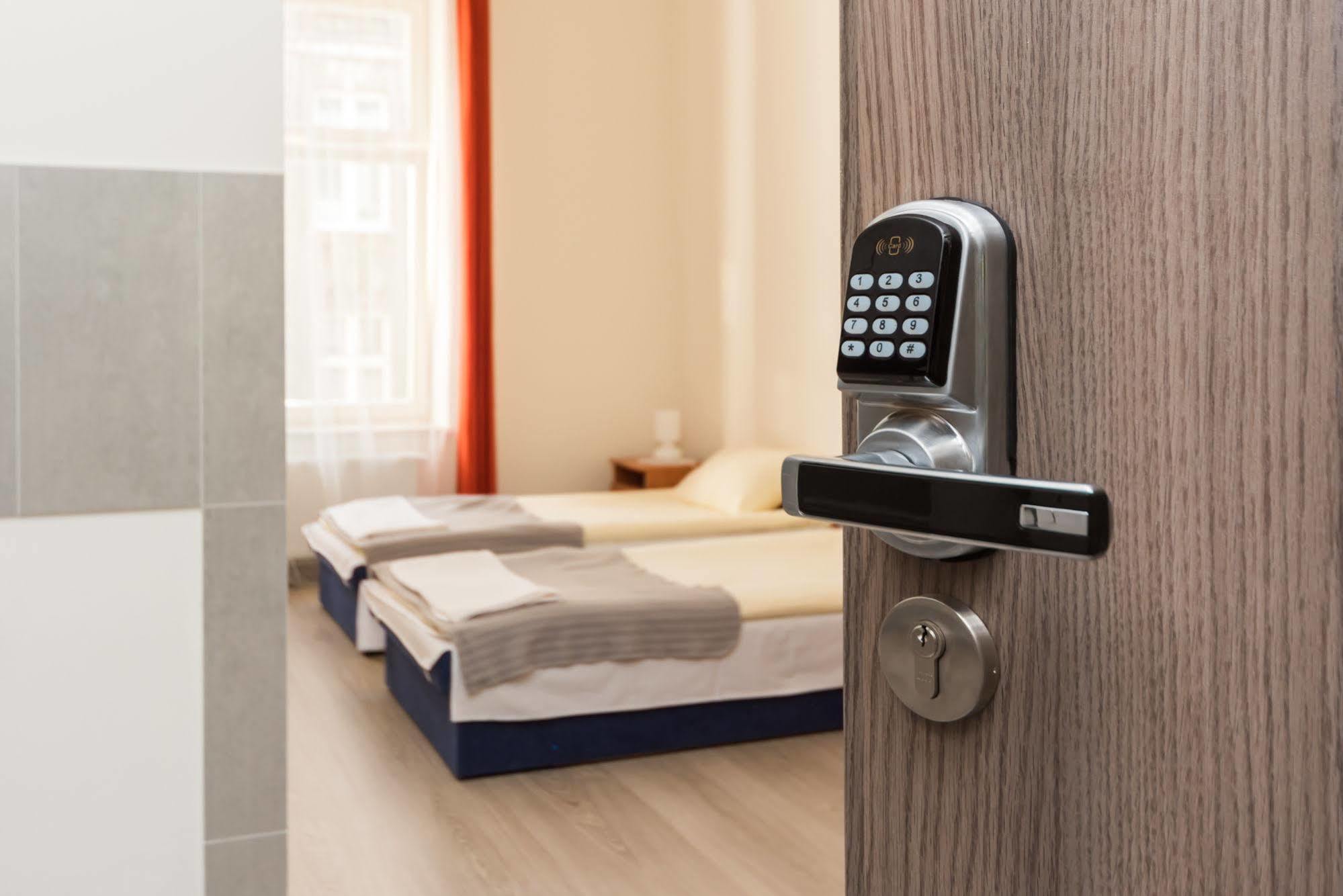 Aparthotel Abba Krakau Buitenkant foto